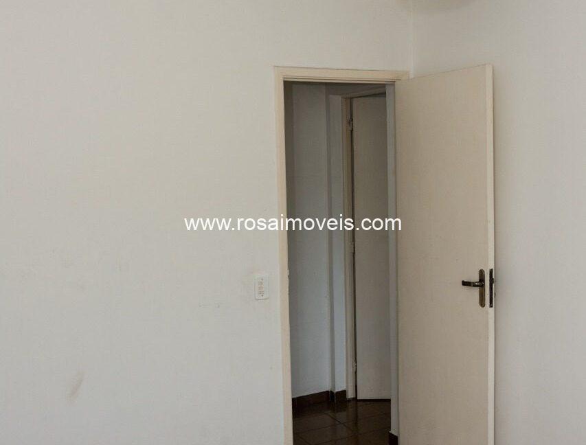 39c32649-ea19-49e0-8c54-9ba2fd9d1249-853x800