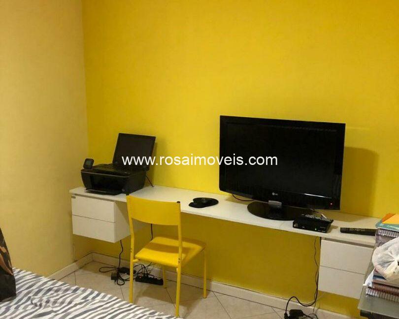 6e07dda1-db07-4d96-8c04-1adaef1dff44-810x800