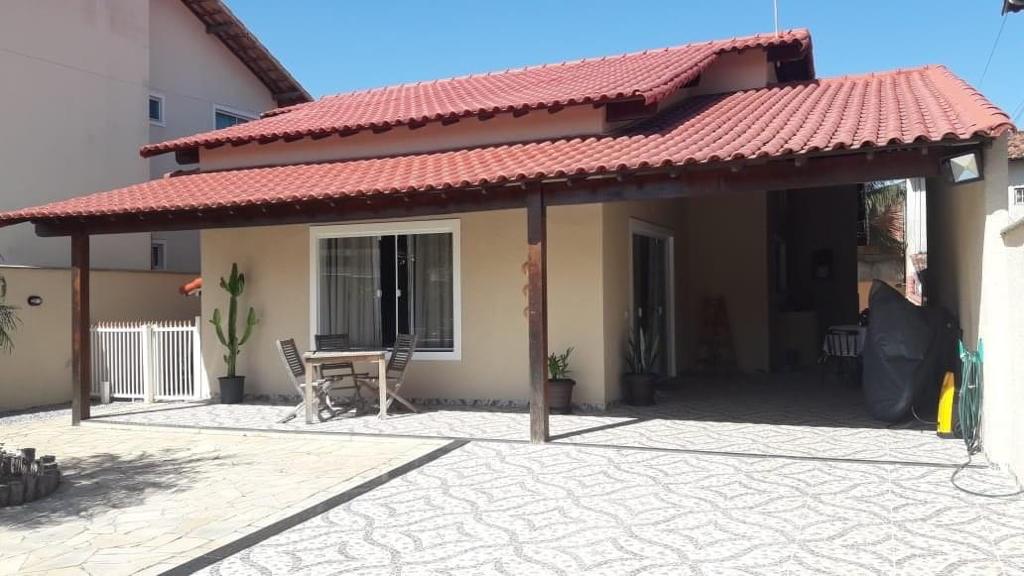 Excelente Casa 228m2 á Venda 02 suítes Praia de Itaipuaçu Maricá/RJ