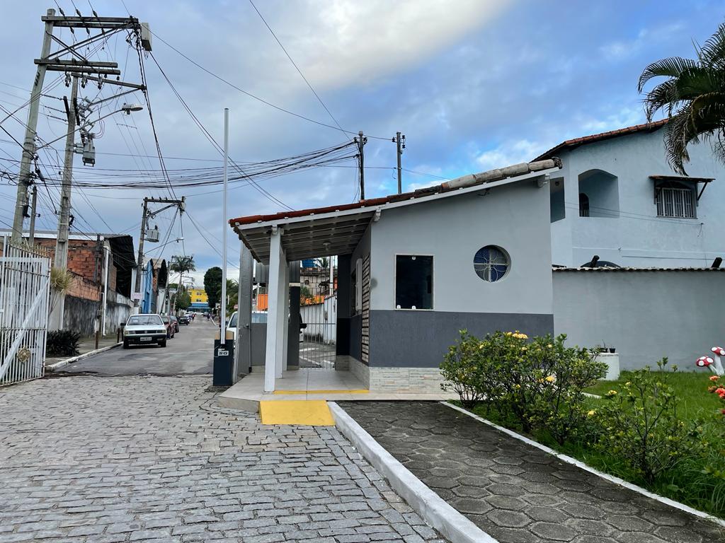 Casa Duplex à Venda com 03 quartos Manilha Itaboraí