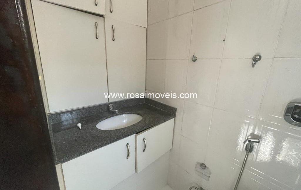 ed012720-e689-4bbf-b534-83de6bfa7464