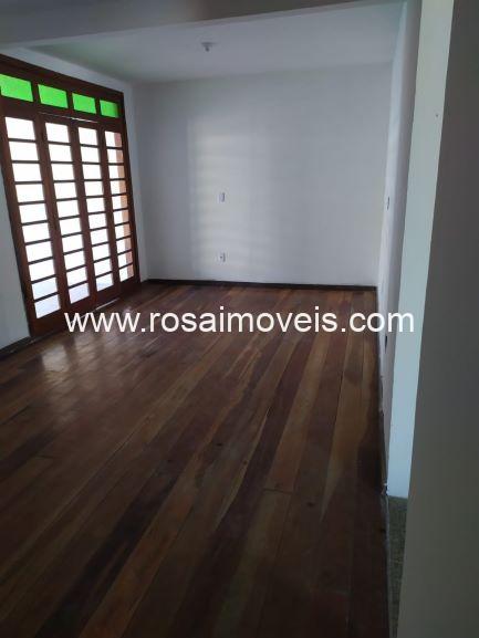 f6a014a4-e049-4dfc-94ba-7c5e3c8a4d90