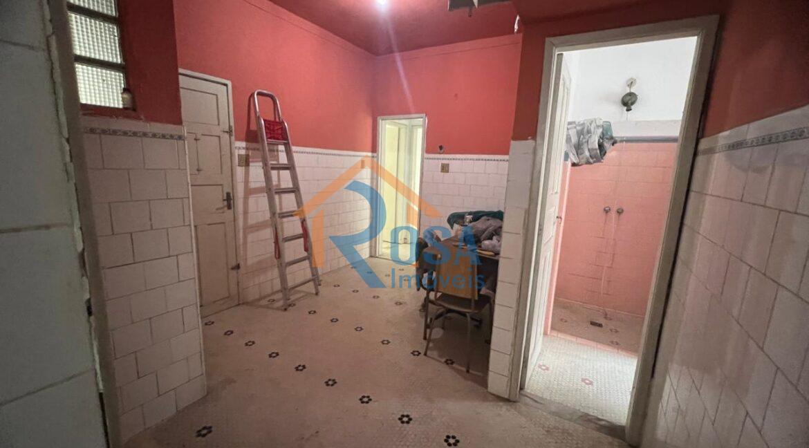 c8a042bf-4a51-4639-ad75-72c15799f416