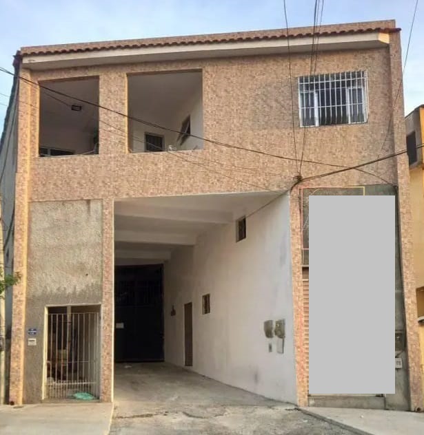 Oportunidade Única em Barro Vermelho: Prédio Misto com Galpão e Renda Ativa!