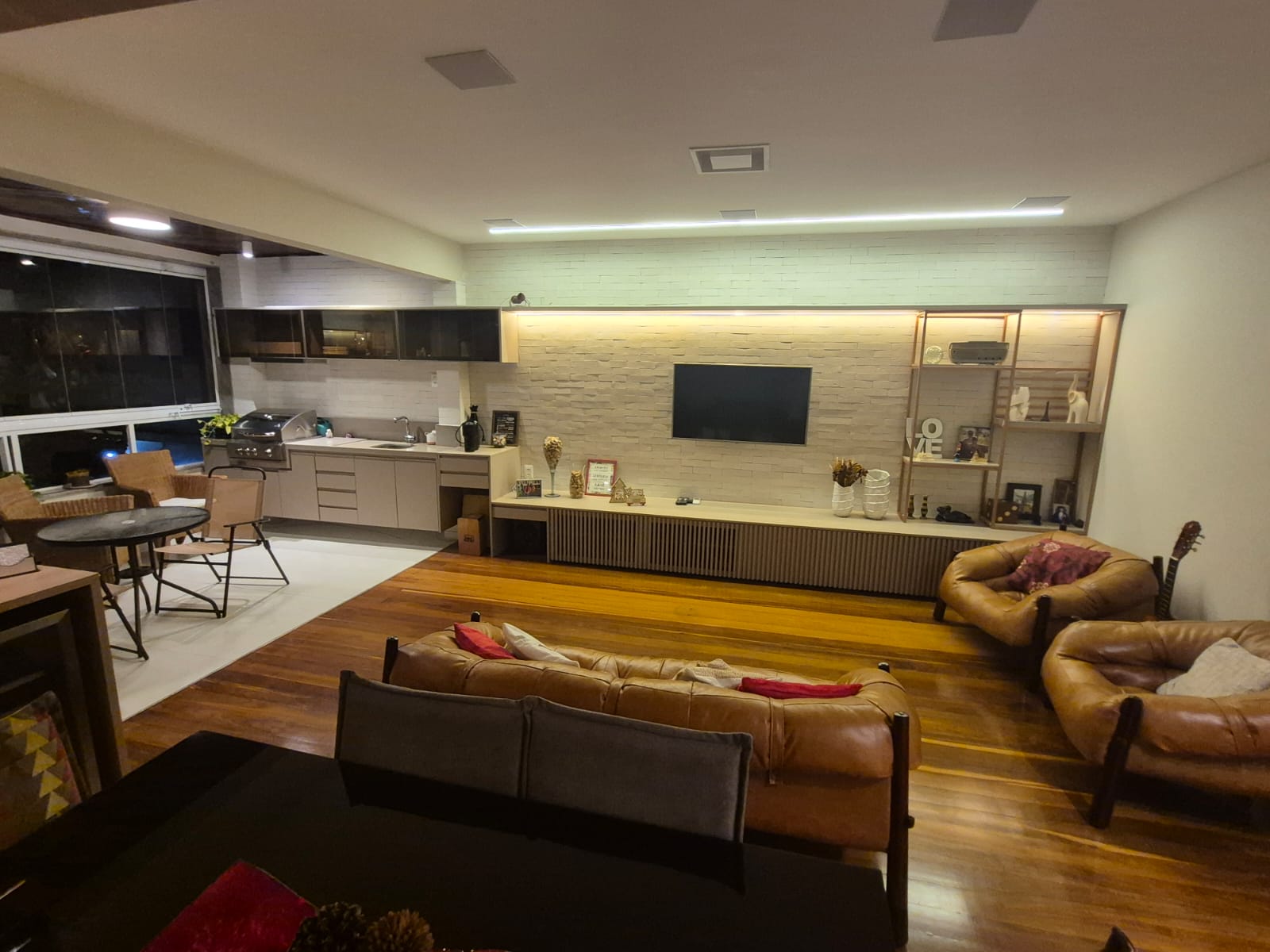Apartamento à venda Exclusividade e Luxo: 130m², 1 por Andar e Reforma de Alto Padrão Ingá Niterói/RJ.