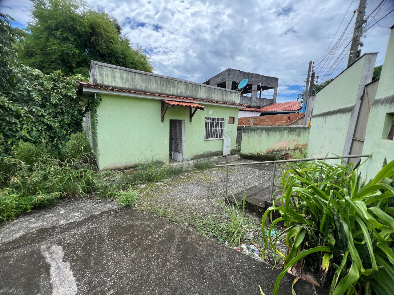 Casa independente à venda, ampla 3 Qts (Suíte) + Casa Independente nos Fundos – Terreno de 633m²!