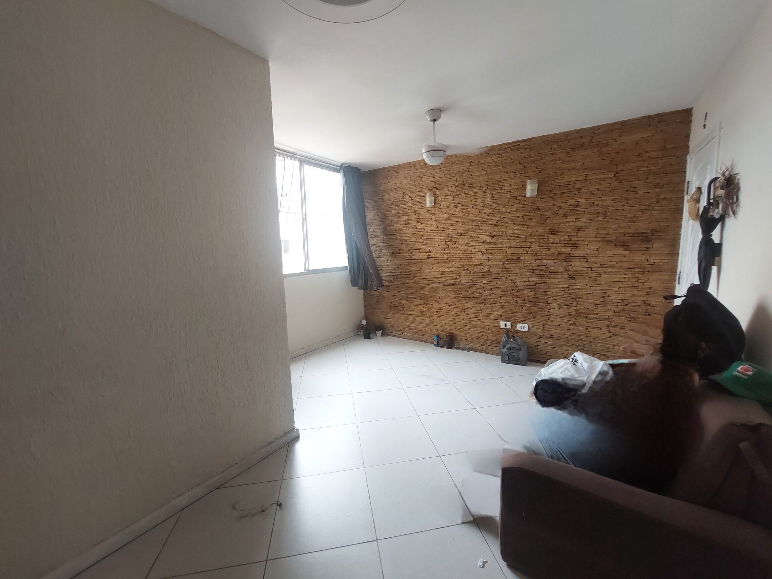 Alugo Apartamento de 2 Quartos com Cozinha Americana  Alcântara SG