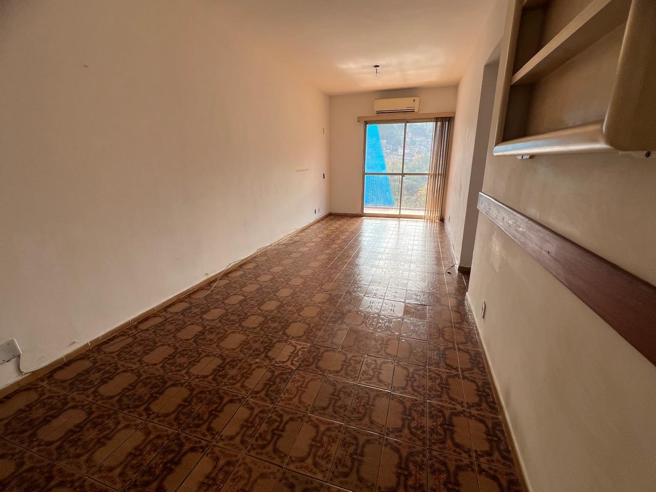 Apartamento com Varanda, 3 Quatros (1 Suíte), 2 Vagas e Lazer Completo – Em frente ao Antigo Zoo em Vila Isabel!